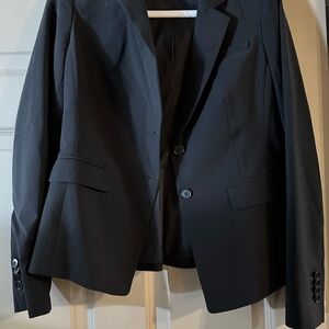 Black Tailored Blazer with Notched Lapels